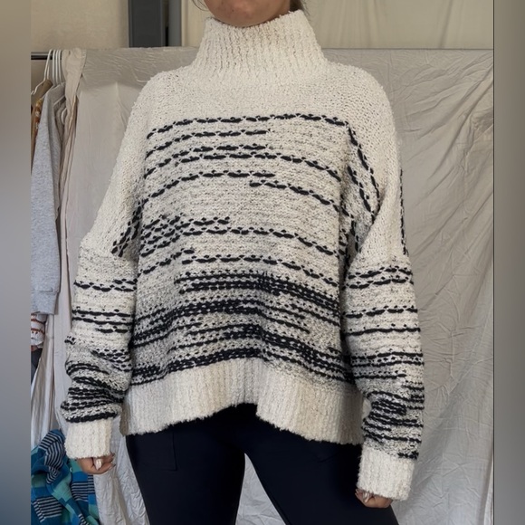 NWOT Pilcro Anthropologie Knit Cari Sweater Size Large - Picture 2 of 8